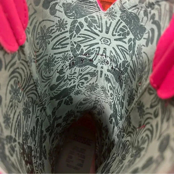 Z5138 Corral Hot Pink Embroidered Snip Toe Western Boot Size 9 New In Box - Picture 10 of 11